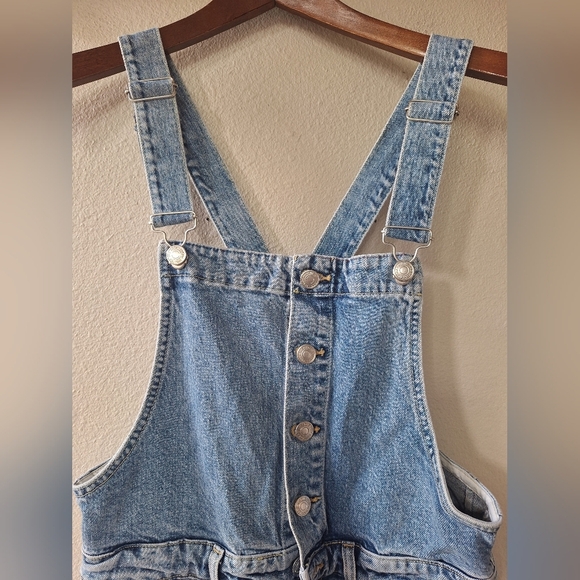 We The Free Denim Overalls Buttons Adjustable Tapered Womens Size 29 - Picture 5 of 7